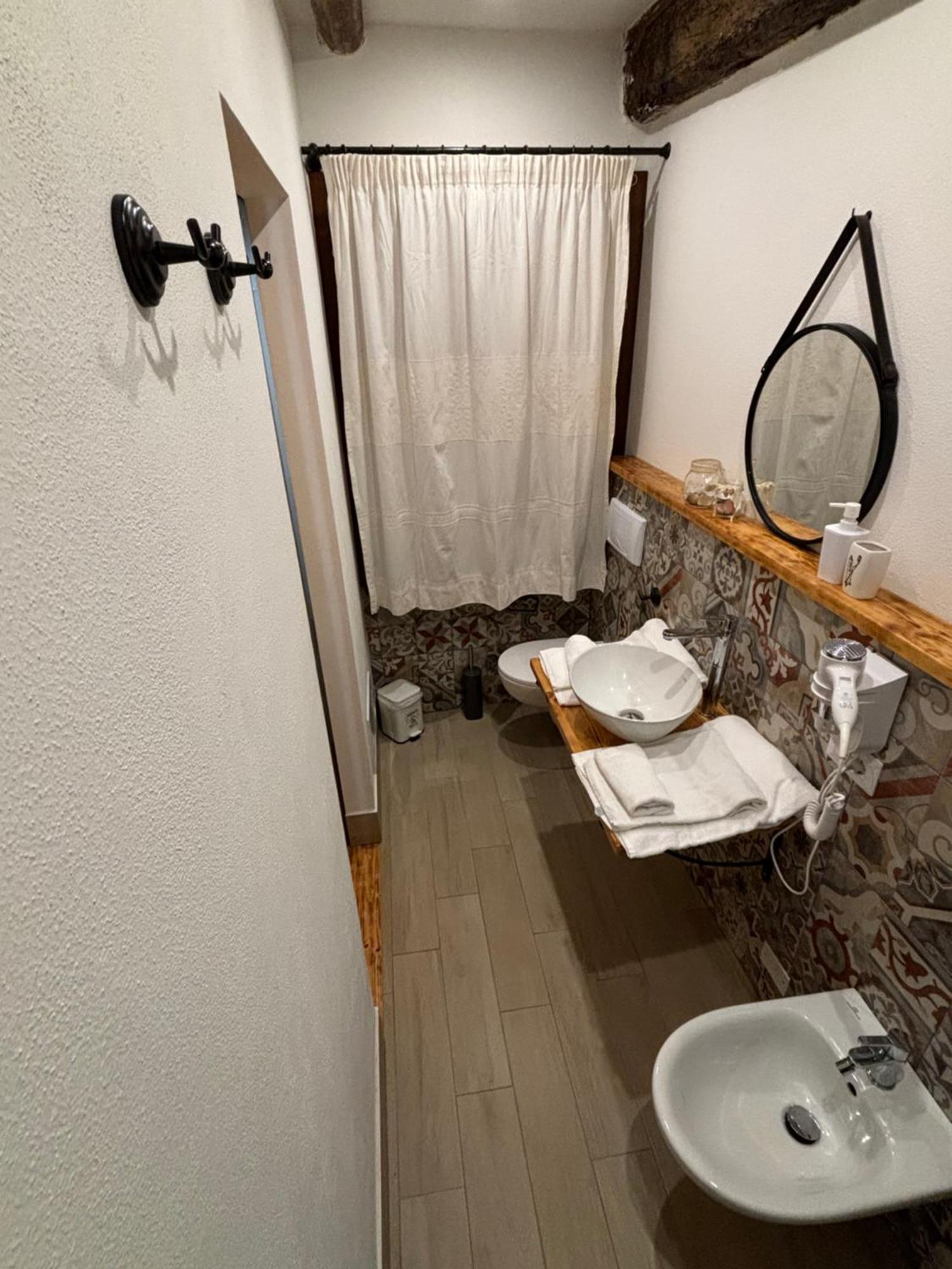 B&B Casa Doria 卡斯特尔萨多 外观 照片