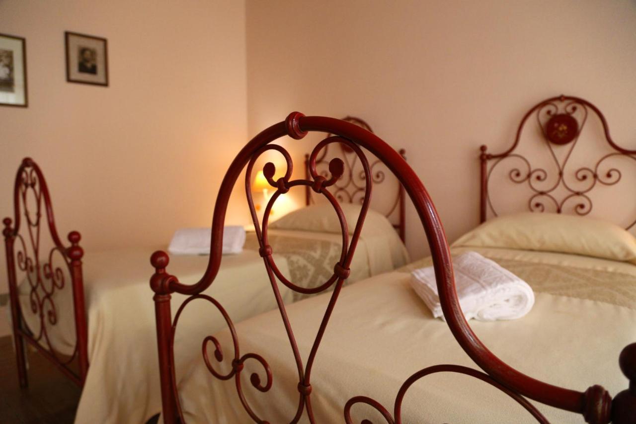 B&B Casa Doria 卡斯特尔萨多 外观 照片